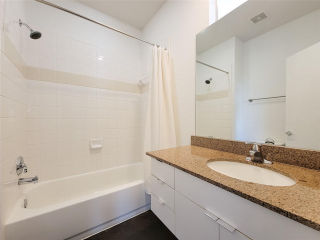 4313 Feagan Street A, Houston, TX 77007