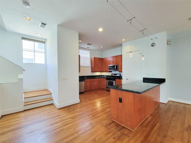 4313 Feagan Street A, Houston, TX 77007