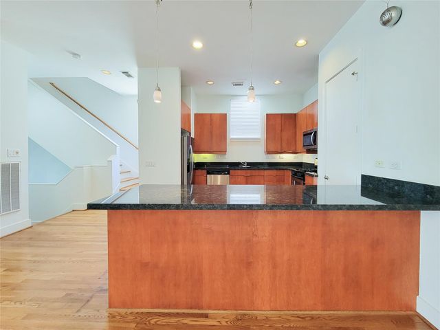 4313 Feagan Street A, Houston, TX 77007