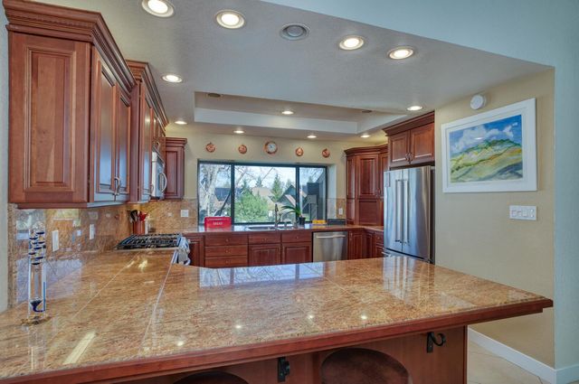 1107 Humbug Way, Auburn, CA 95603