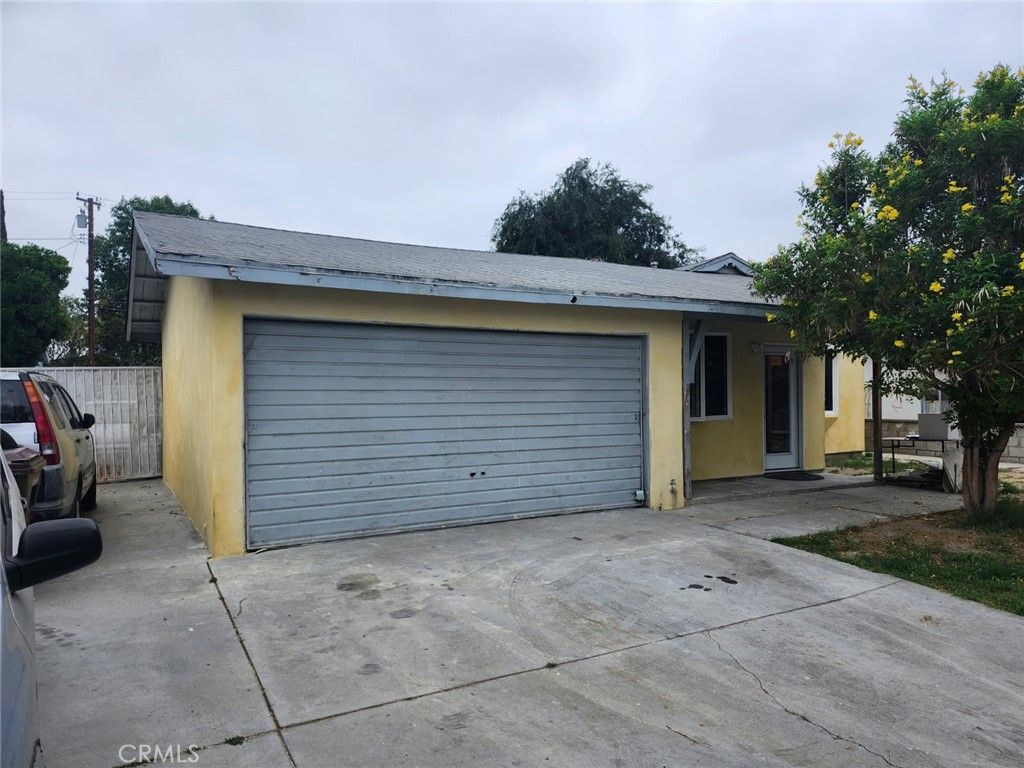 Image 2 of property listing at 448 Chatterton Avenue, La Puente, CA 91744