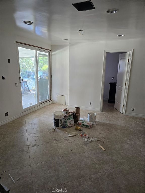Image 7 of property listing at 448 Chatterton Avenue, La Puente, CA 91744