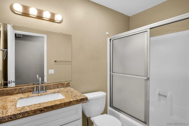 853 Hale Ct, El Cajon, CA 92020