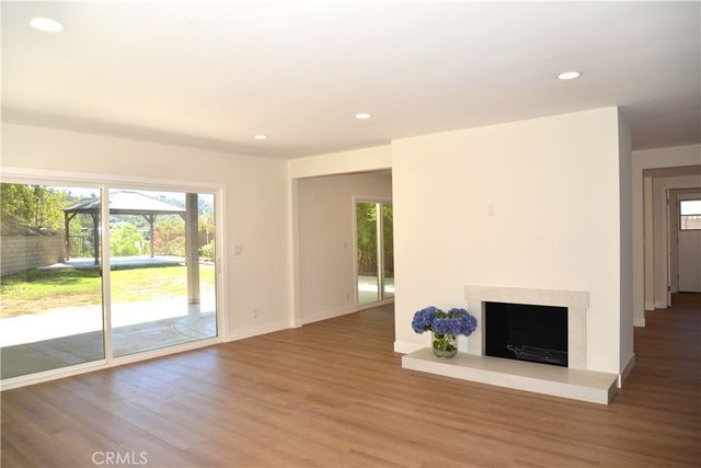 20962 Bandera Street, Woodland Hills, CA 91364