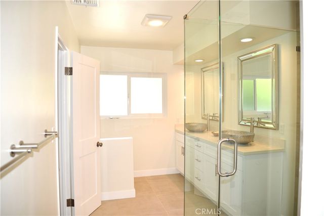 20962 Bandera Street, Woodland Hills, CA 91364