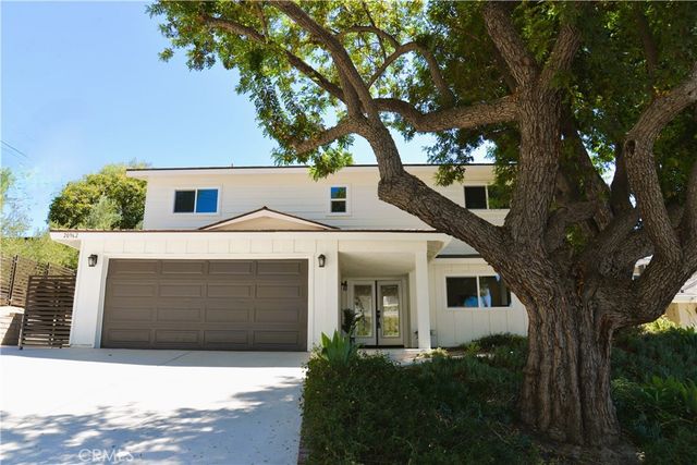 20962 Bandera Street, Woodland Hills, CA 91364
