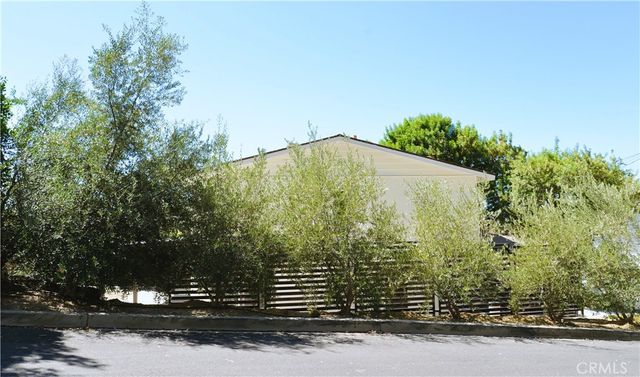 20962 Bandera Street, Woodland Hills, CA 91364