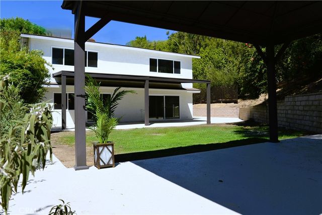 20962 Bandera Street, Woodland Hills, CA 91364