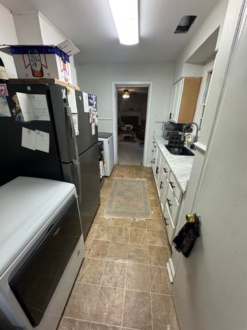 814 COLONIAL RD, Memphis, TN 38117