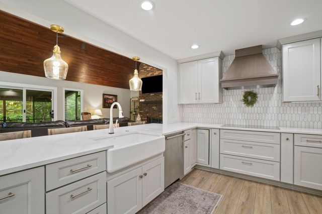 13464 State Route 664 S, Logan, OH 43138