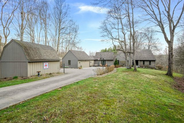 13464 State Route 664 S, Logan, OH 43138