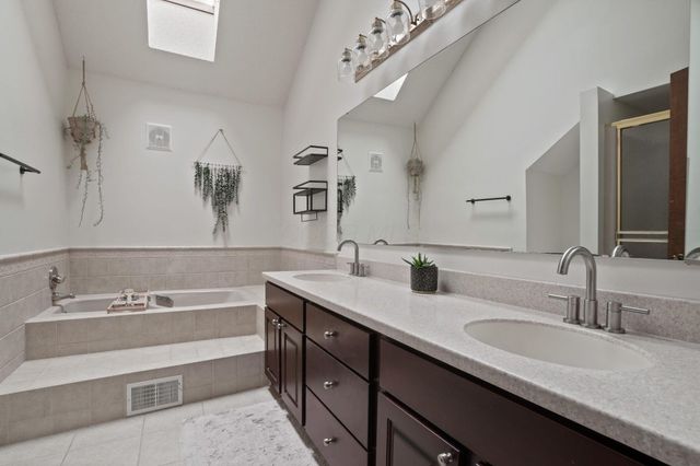 13464 State Route 664 S, Logan, OH 43138