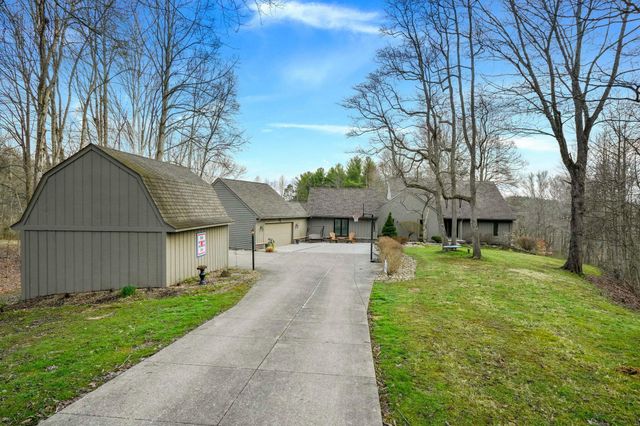 13464 State Route 664 S, Logan, OH 43138