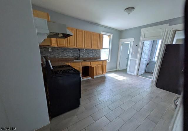 553 S 10Th St, Newark City, NJ 07103