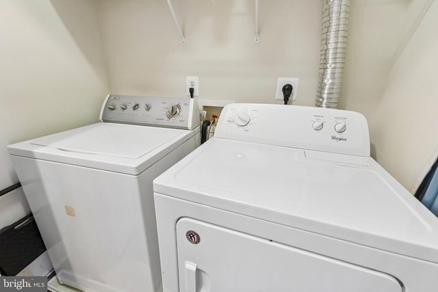 12047 KEMPS LANDING CIR, Manassas, VA 20109