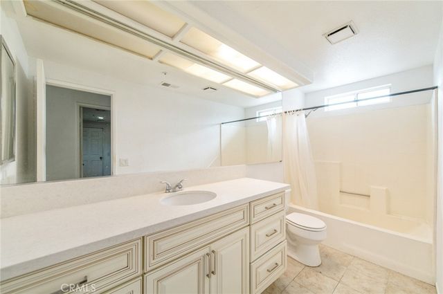 7915 Ocean, Fontana, CA 92336