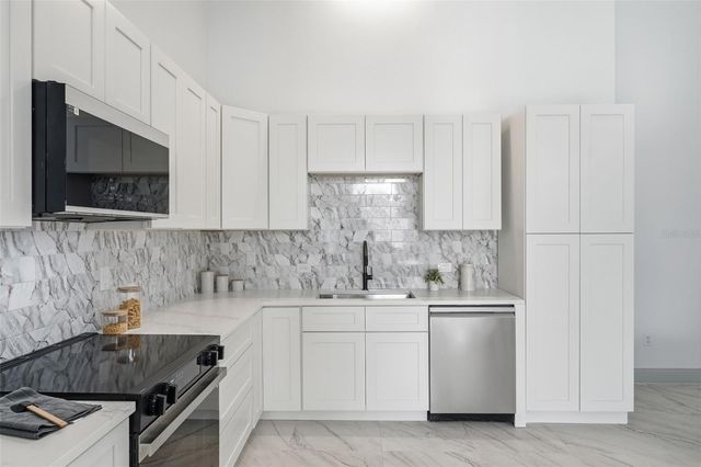 4873 NE 64TH AVENUE, Silver Springs, FL 34488