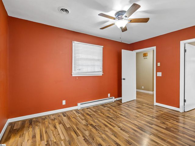 601 Wood Drive, Greer, SC 29651