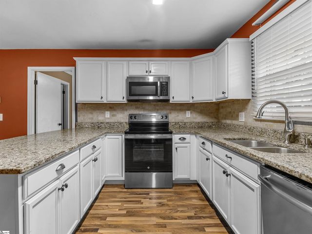 601 Wood Drive, Greer, SC 29651