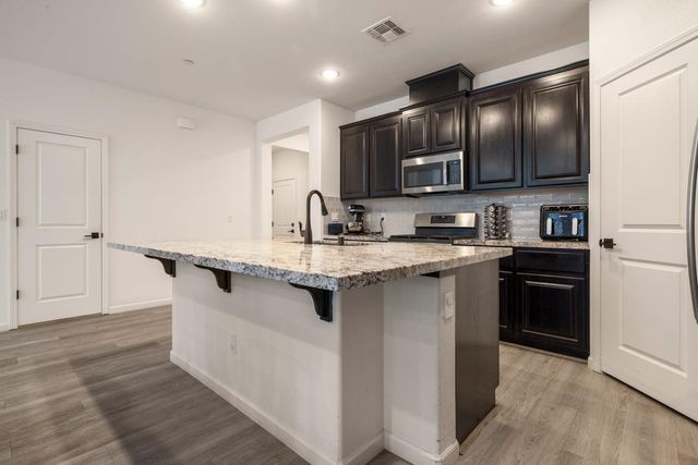 1854 Botticelli Way, Lodi, CA 95242