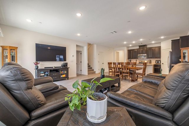 1854 Botticelli Way, Lodi, CA 95242