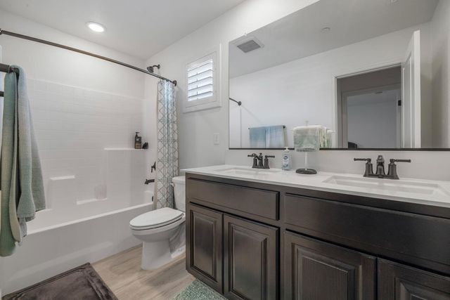 1854 Botticelli Way, Lodi, CA 95242