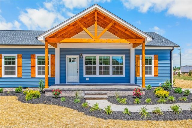 4727 NC Highway 67, Boonville, NC 27011