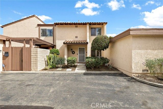 230 S Plaza De Domingos, Anaheim, CA 92807