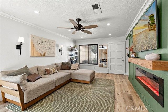 230 S Plaza De Domingos, Anaheim, CA 92807