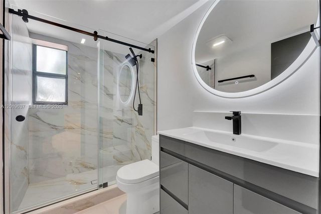 20441 NE 30th Ave 106-9, Aventura, FL 33180