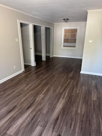 3082 OVERTON CROSSING ST, Memphis, TN 38127