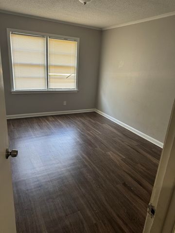 3082 OVERTON CROSSING ST, Memphis, TN 38127