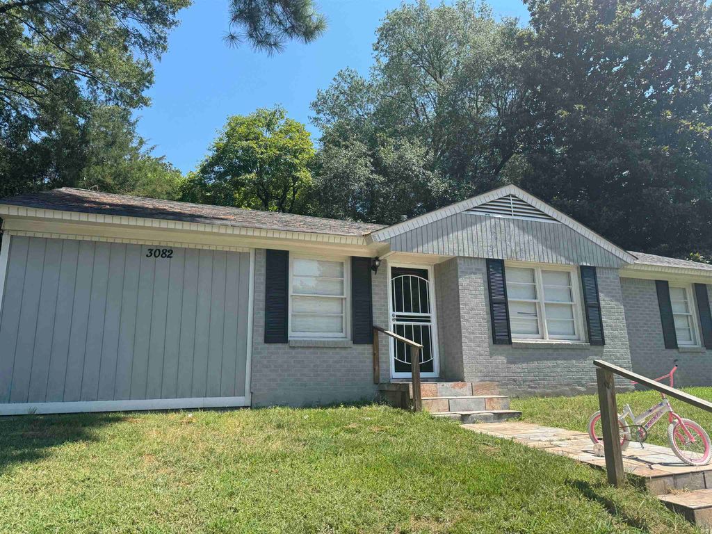3082 OVERTON CROSSING ST, Memphis, TN 38127