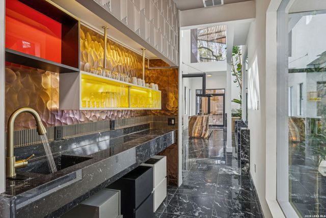 4139 Cliff Oaks, San Antonio, TX 78229