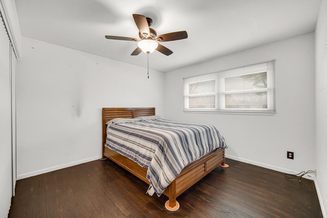 3606 E 34th Place, Hobart, IN 46342