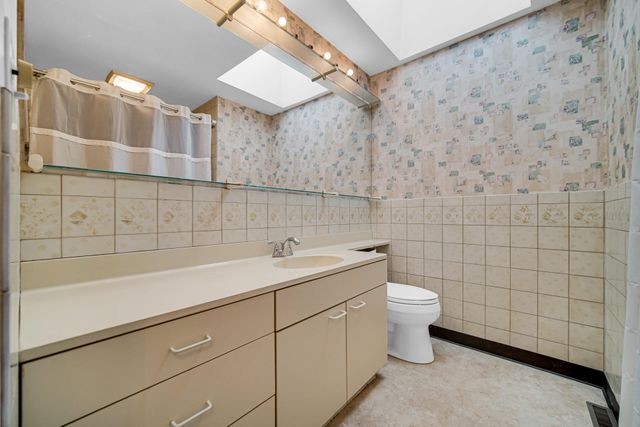 3606 E 34th Place, Hobart, IN 46342