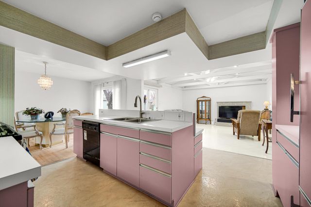 3606 E 34th Place, Hobart, IN 46342