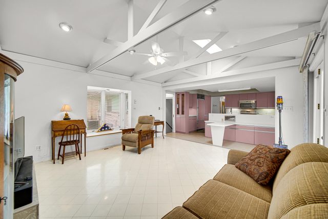 3606 E 34th Place, Hobart, IN 46342