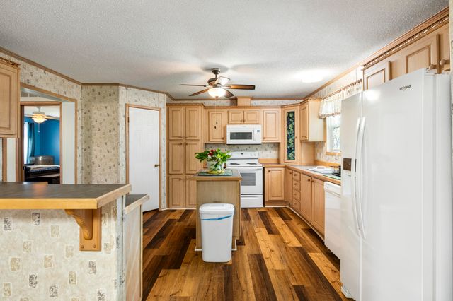 275 Falcon Circle, Chatsworth, GA 30705