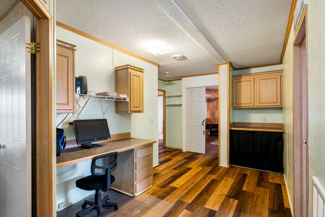 275 Falcon Circle, Chatsworth, GA 30705