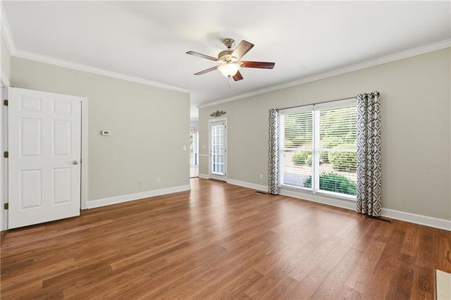 4713 Bedford Glenn, Flowery Branch, GA 30542