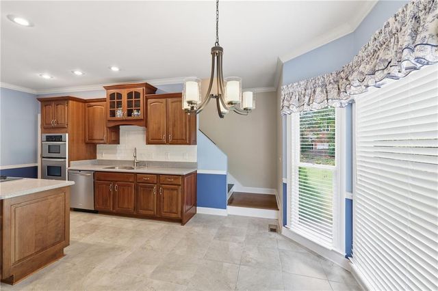 4713 Bedford Glenn, Flowery Branch, GA 30542