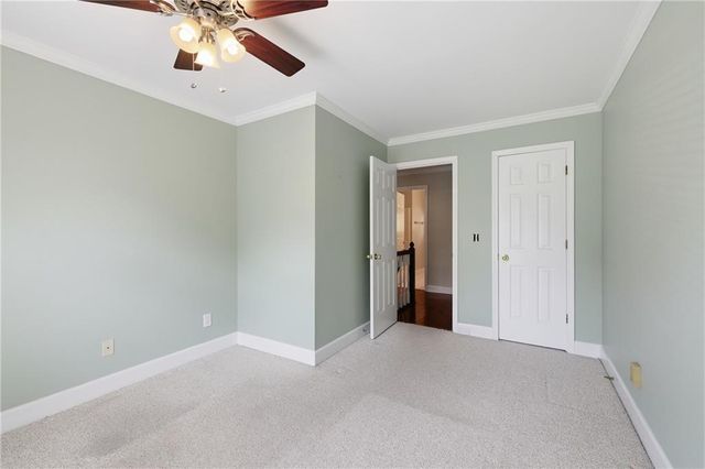4713 Bedford Glenn, Flowery Branch, GA 30542