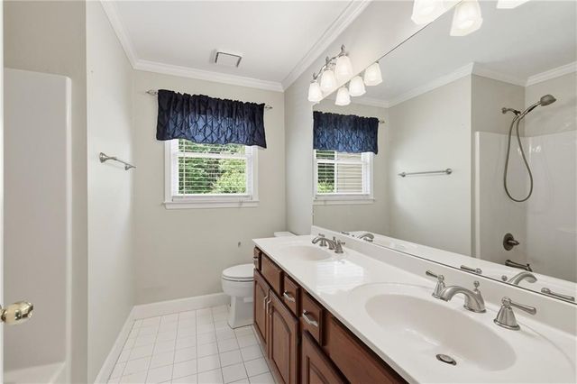 4713 Bedford Glenn, Flowery Branch, GA 30542