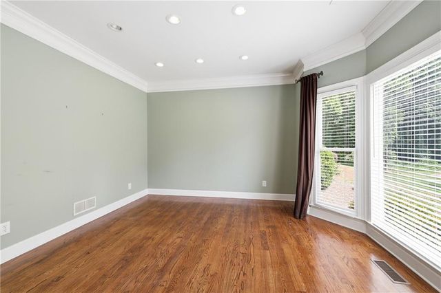 4713 Bedford Glenn, Flowery Branch, GA 30542