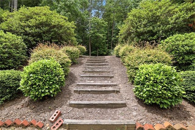 4713 Bedford Glenn, Flowery Branch, GA 30542