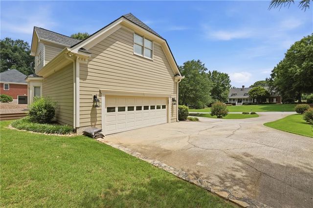 4713 Bedford Glenn, Flowery Branch, GA 30542