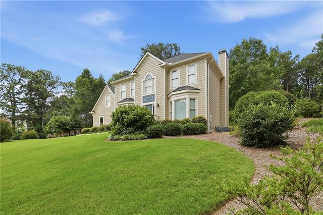4713 Bedford Glenn, Flowery Branch, GA 30542
