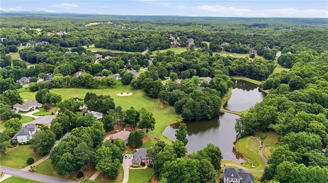 4713 Bedford Glenn, Flowery Branch, GA 30542