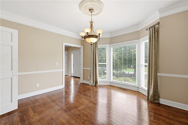 4713 Bedford Glenn, Flowery Branch, GA 30542